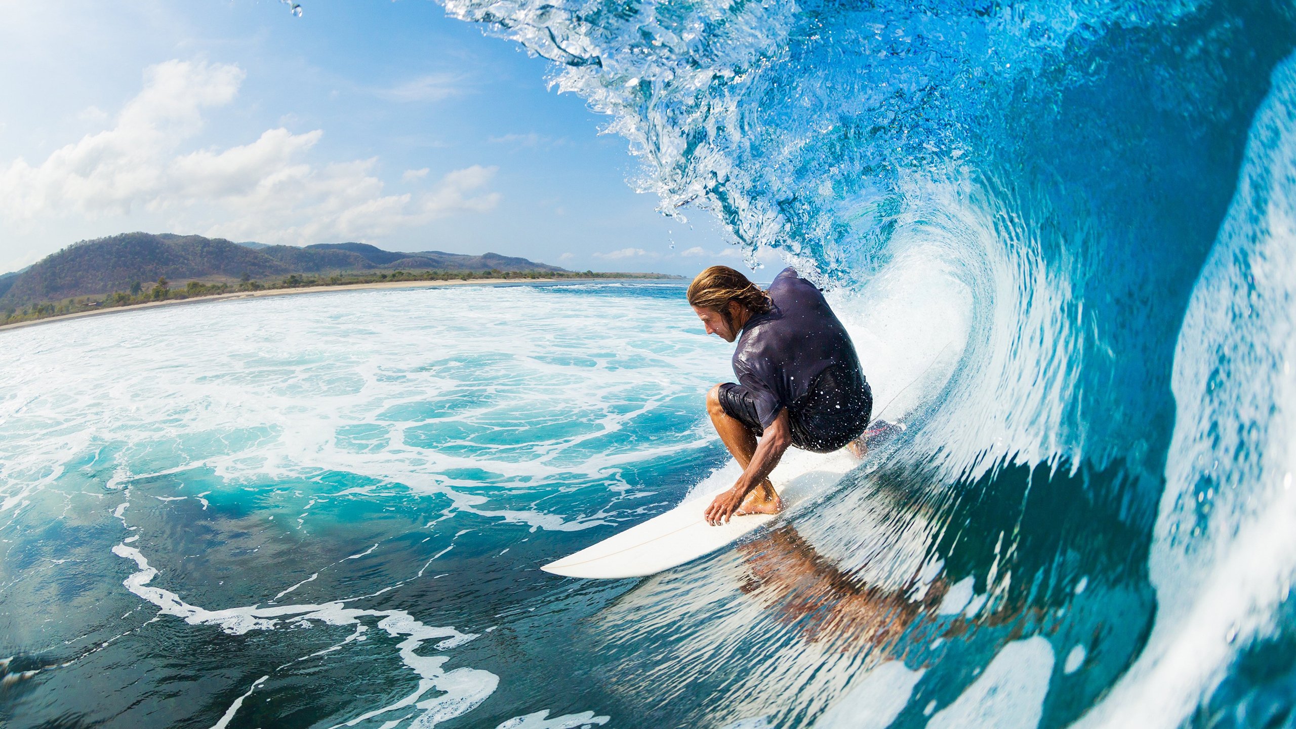 总决赛之夜,恩比德关键节点连续得分,铸就传奇时刻